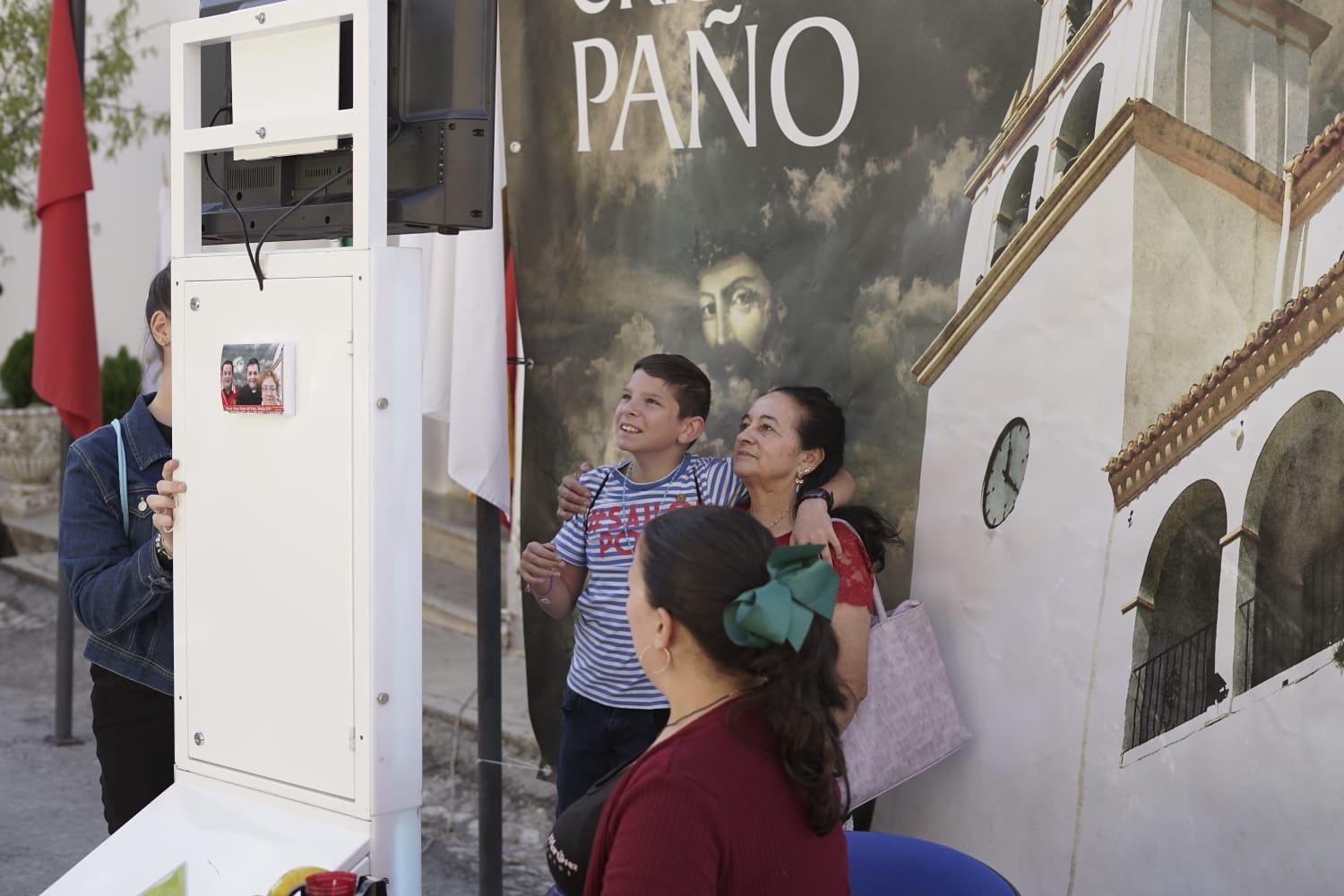 Miles de personas se acercan a este municipio para cumplir con una de las tradiciones más arraigadas en Granada