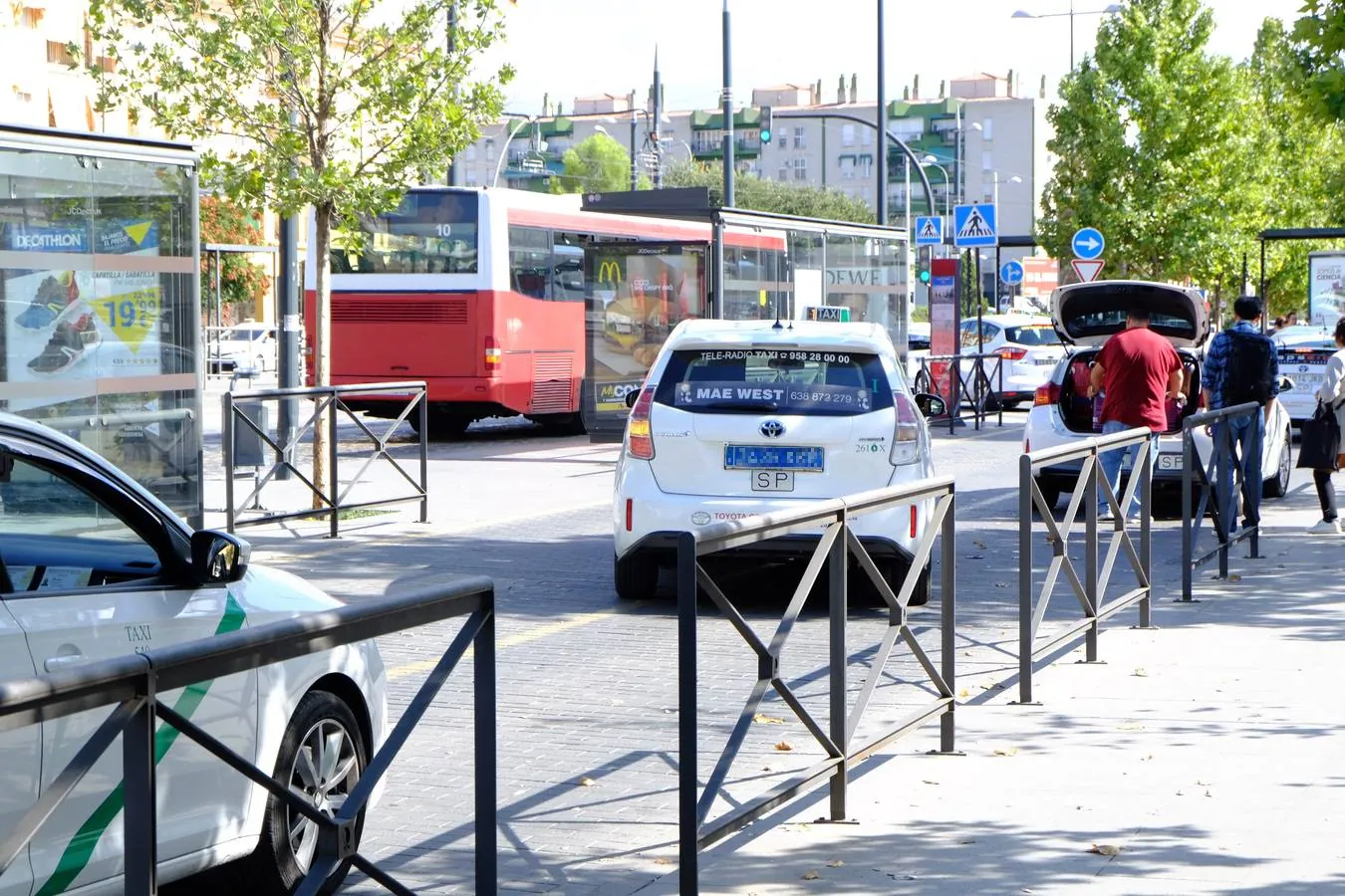 El cambio responde a una Orden Ministerial publicada en el Boletín Oficial del Estado el pasado 1 de agosto. Se trata de una nueva medida que permita distinguir a los vehículos oficiales para combatir a los taxis piratas.