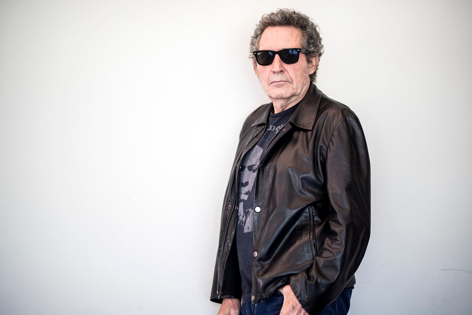 Interpretará grandes clásicos de toda su carrera como 'Bienvenidos', 'Santa Lucía' o 'Rock de una noche de verano', acompañado de su banda, los Black Betty Boys, y una orquesta sinfónica dirigida por Carlos Checa