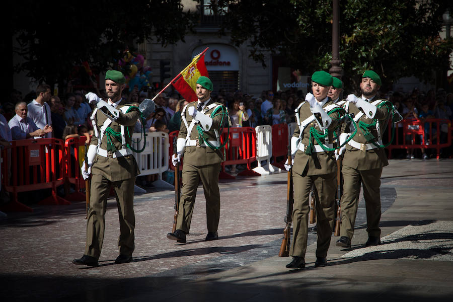 Ambiente de fiesta en las calles de la capital 