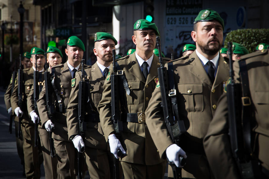 Ambiente de fiesta en las calles de la capital 