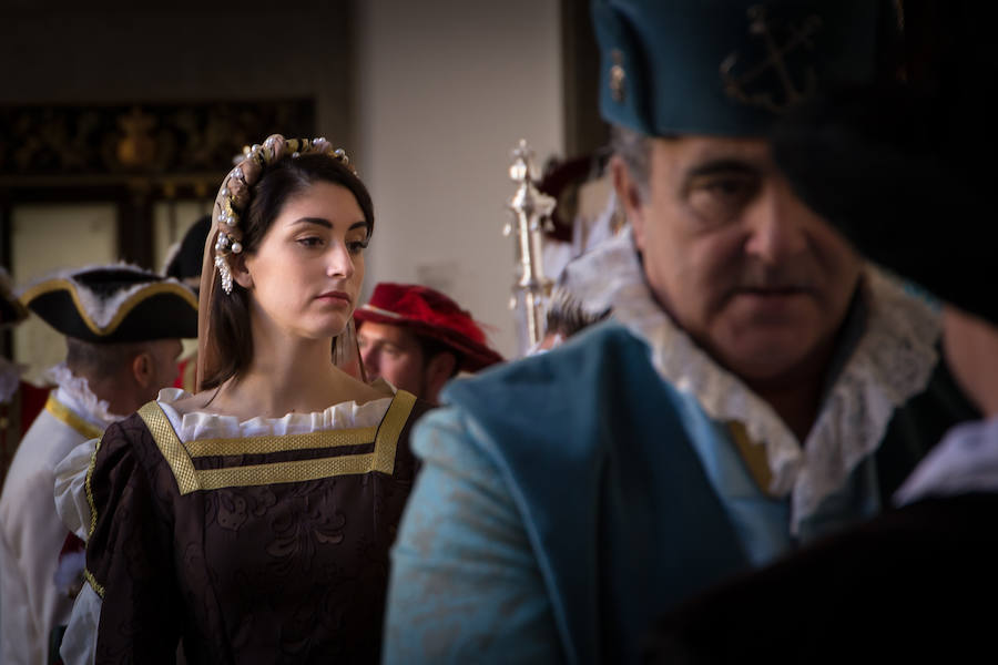 Ambiente de fiesta en las calles de la capital 