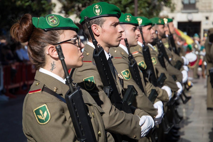 Ambiente de fiesta en las calles de la capital 