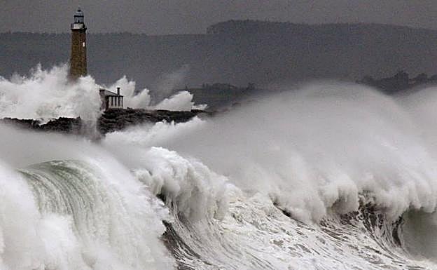 Aviso de la Aemet: el huracán Leslie entrará en España en las próximas horas