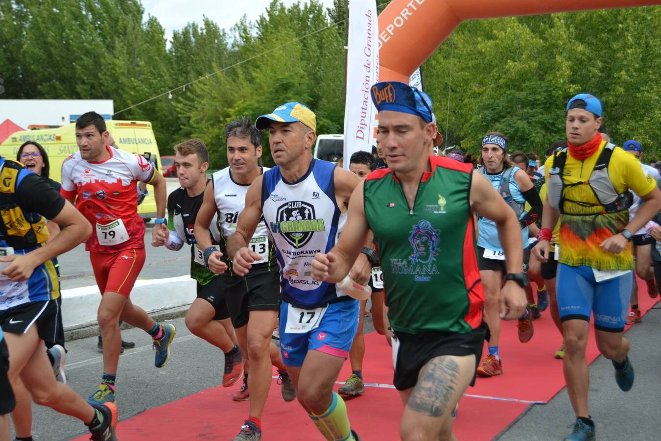 En torno a 120 personas, entre corredores de la trail, minitrail y ruta senderista participaron en la mañana del domingo en esta prueba que estuvo marcada por la intensa lluvia