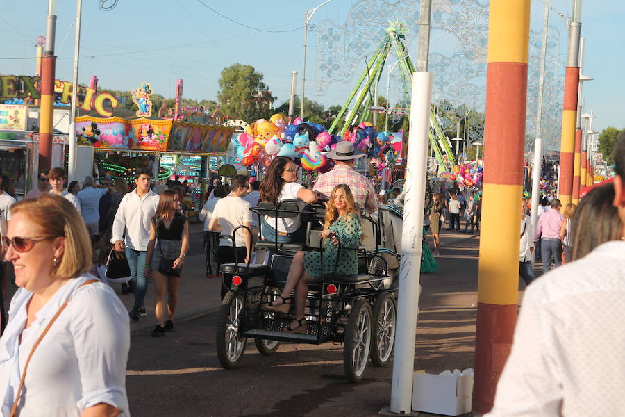 Cuando uno sale a empatar acaba perdiendo, así que los jienenses aprovecharon al máximo el primer sábado de San Lucas, con un gran ambiente tanto en el centro como en el Ferial