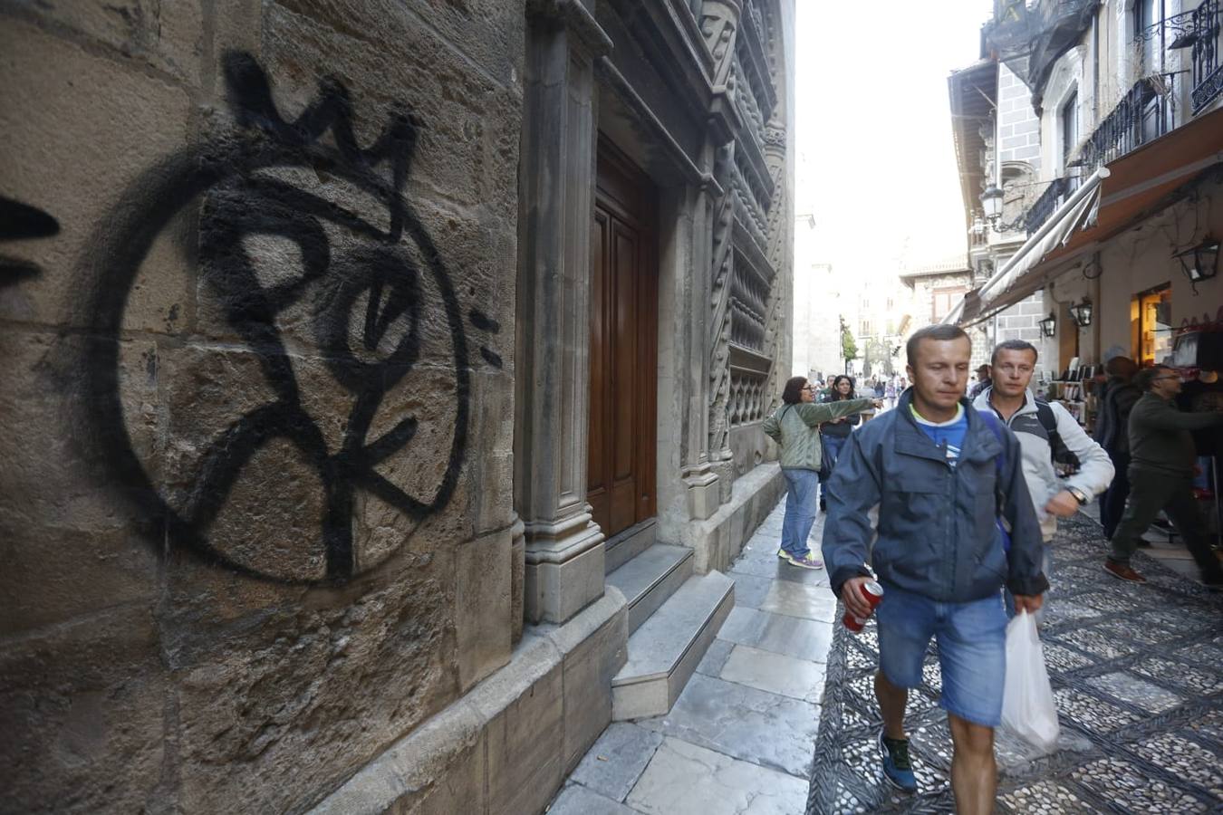 Este es el aspecto que presentaba la fachada del monumento.