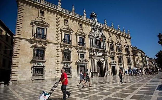 Juzgan a una pareja por haber esclavizado a mujeres extranjeras para prostituirlas en un burdel en Armilla