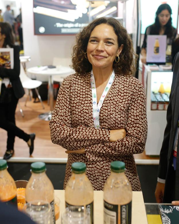 Lina Gálvez, ayer en la feria de alimentación de Sial, en París. 