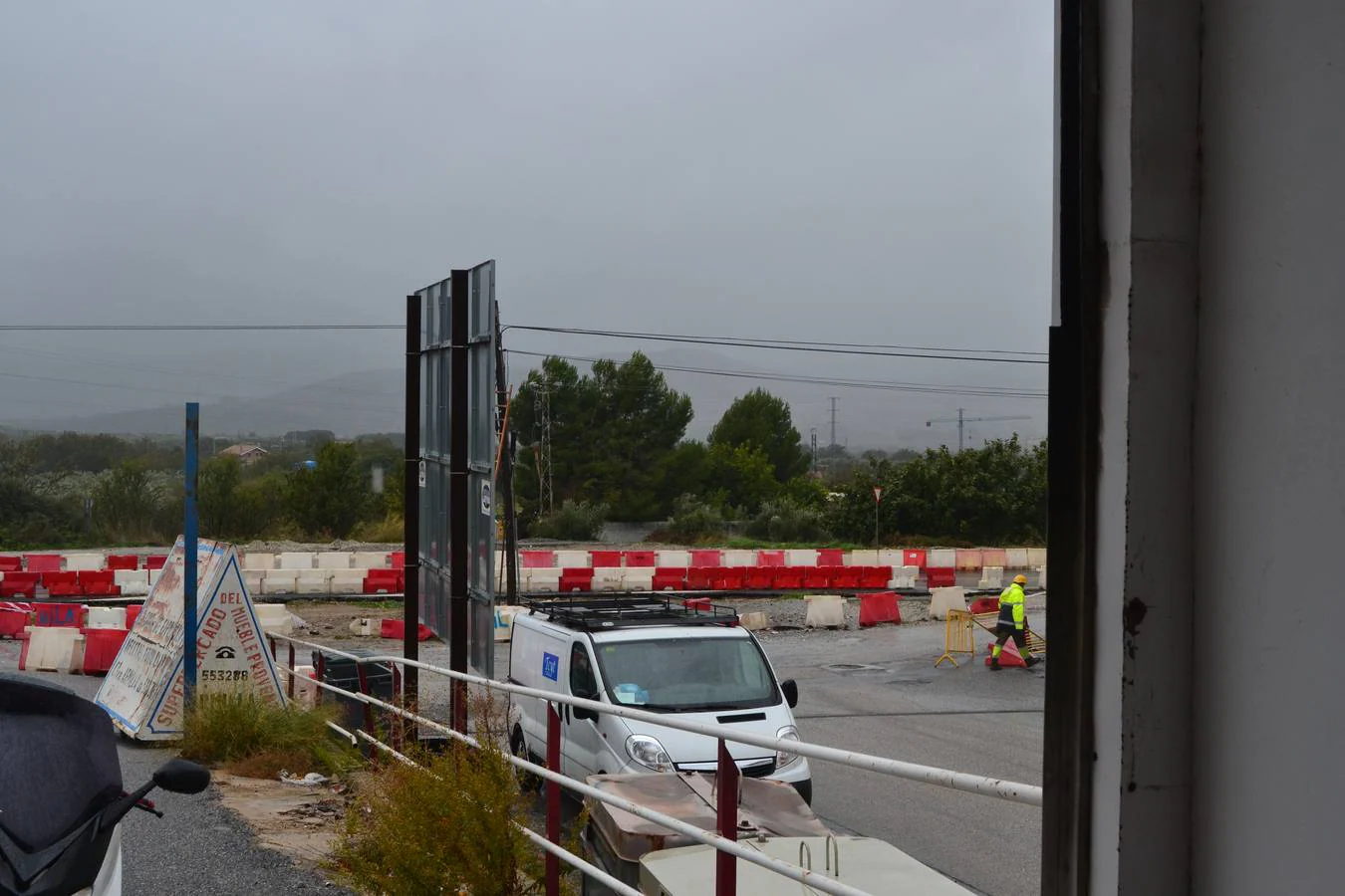 En el polígono El Romeral aseguran que están perdiendo dinero con esta situación, que el Ayuntamiento prevé que acabe pronto