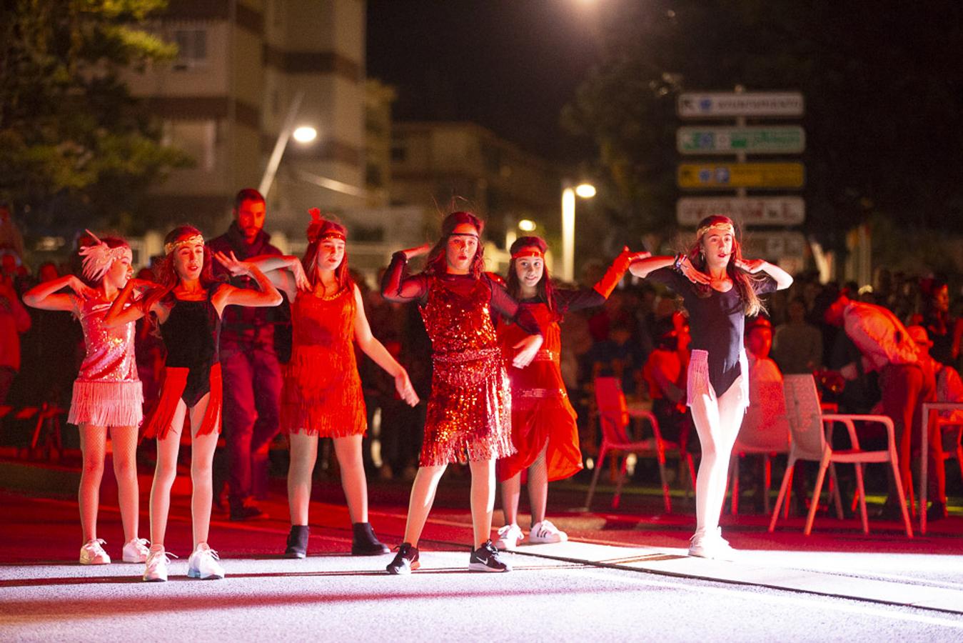 Zombies, vampiros y otros personajes de terror sorprendieron ayer a los motrileños