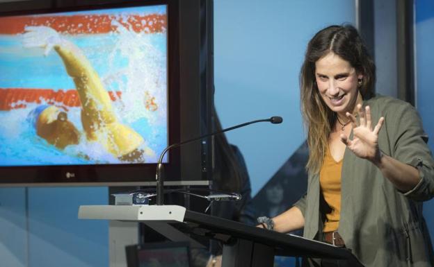 Erika Villaécija, durante el acto en el que ha anunciado su retirada. 