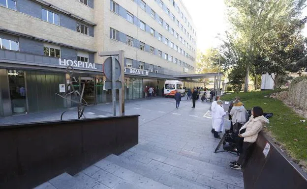 Ambiente en la puerta del Hospital, el miércoles