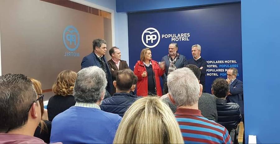 Rojas, Garcia Chamorro y Pablo García en el acto de bienvenida a los nuevos afiliados. 