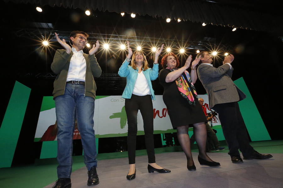 La presidenta de la Junta ha abierto este jueves en Granada la campaña electoral, que se prolongará hasta el día 30