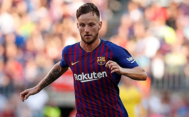 Rakitic, en un partido con el Barcelona. 