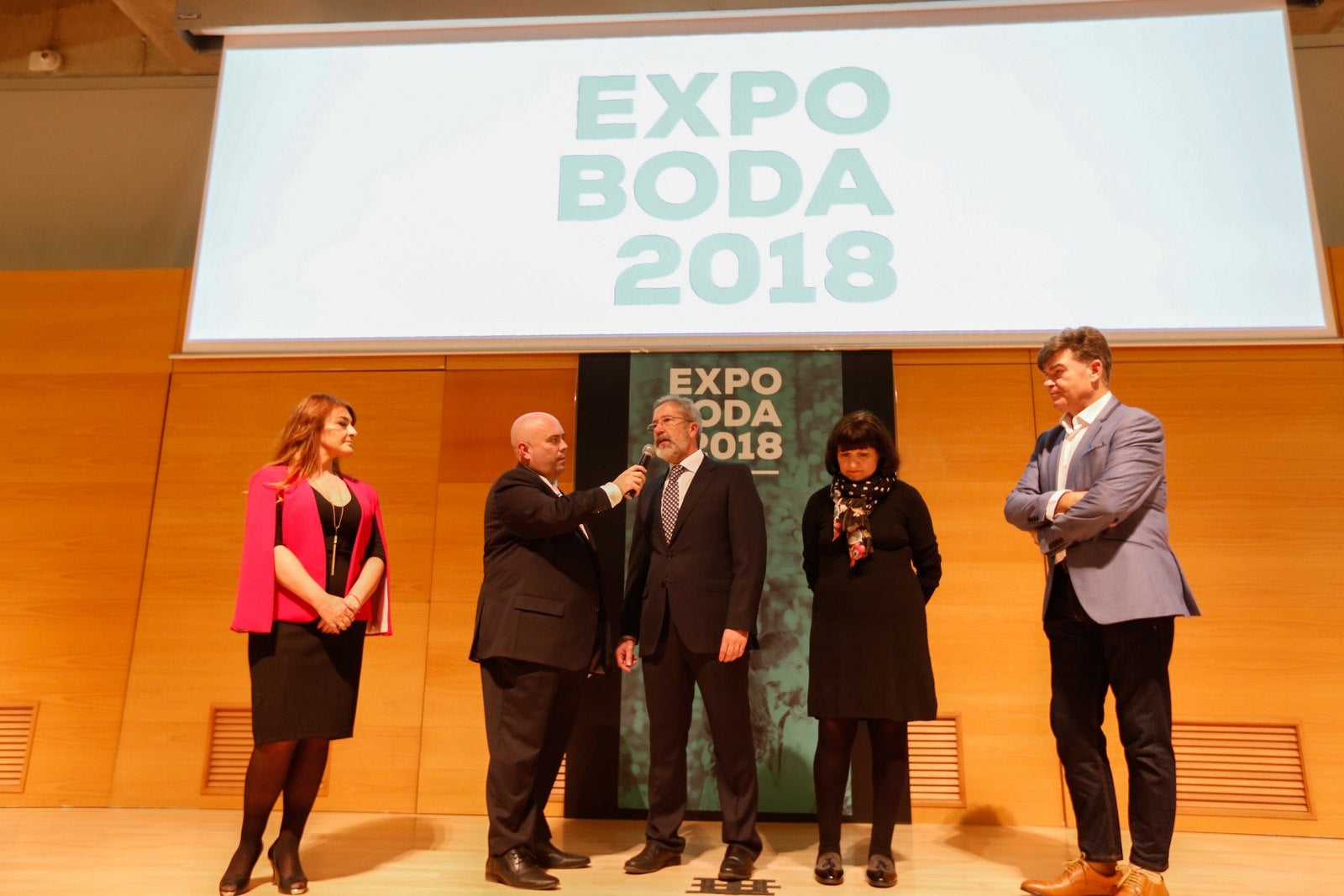 Este fin de semana se celebra Expo Boda, que ayer vivió su gran pasarela de trajes de novia