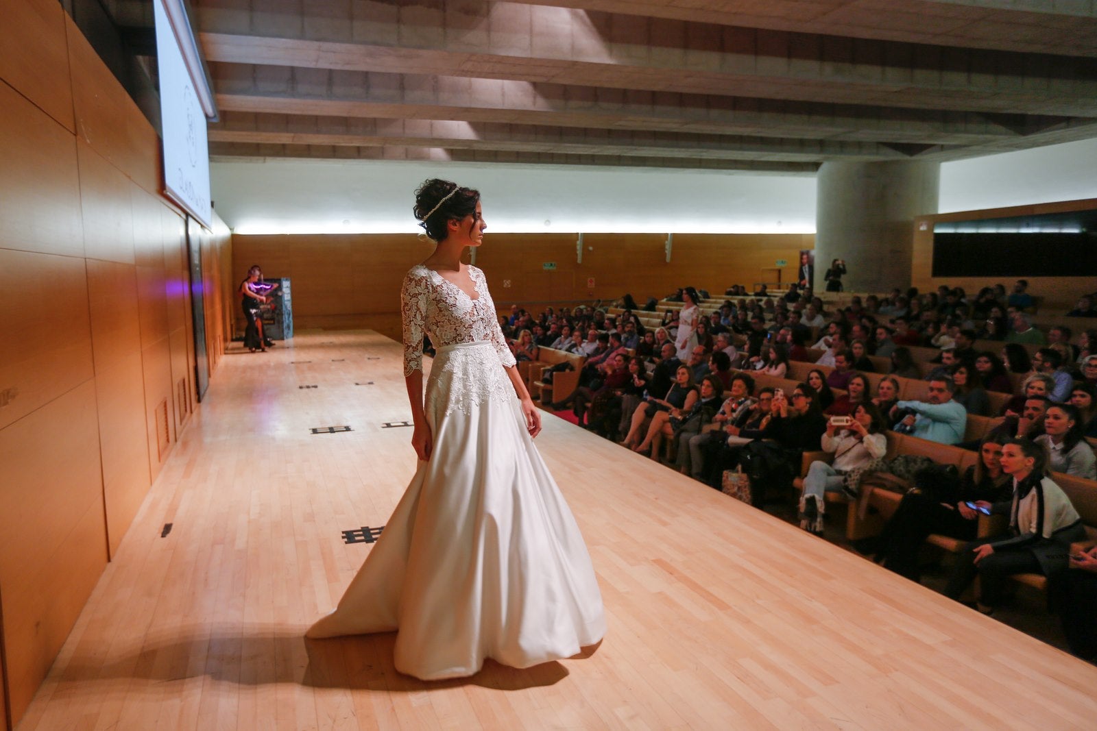 Este fin de semana se celebra Expo Boda, que ayer vivió su gran pasarela de trajes de novia