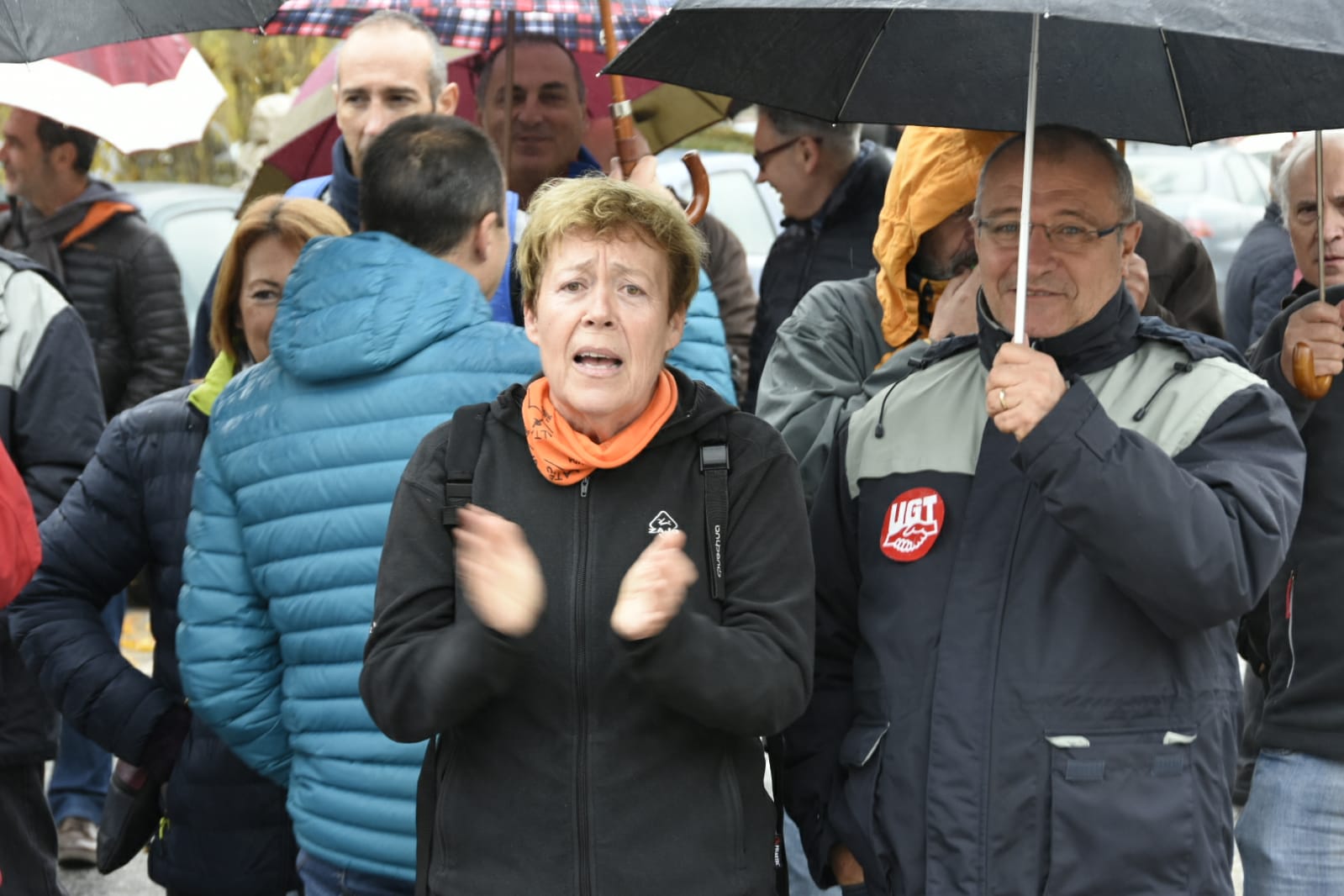 Su acción ha obligado a efectuar cortes tráfico en el distrito Beiro de la capital