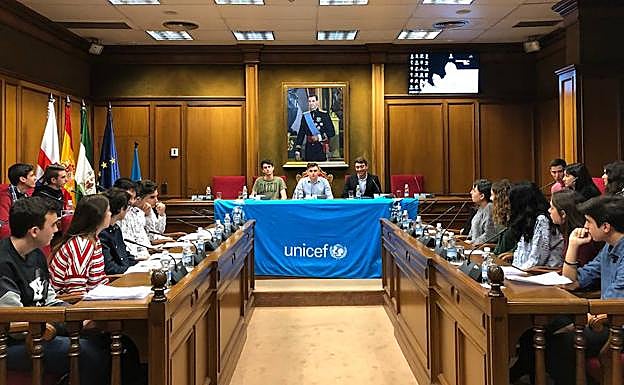 Pleno infantil celebrado esta mañana en la Diputación de Almería. 