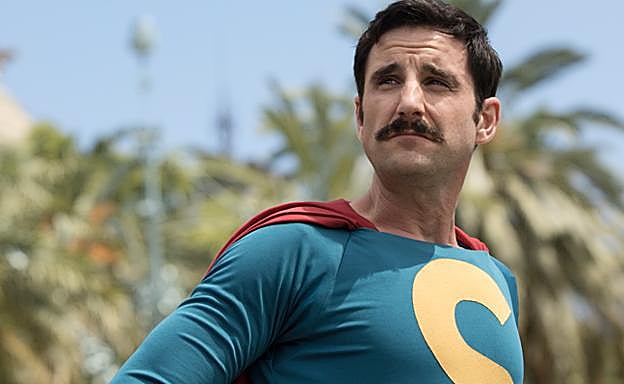 Dani Rovira, como 'Superlópez'.