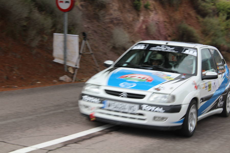 El argentino prolonga su racha de triunfos en un final muy apretado