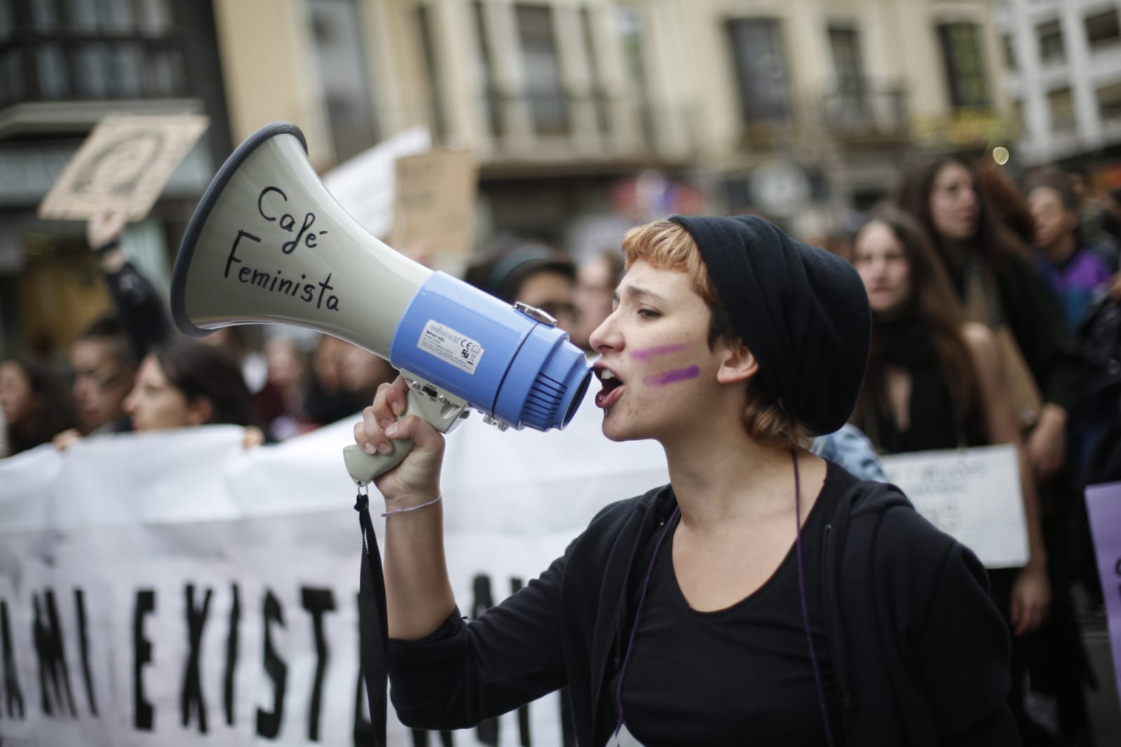 Más de 3.000 personas se manifiestan contra est lacra social