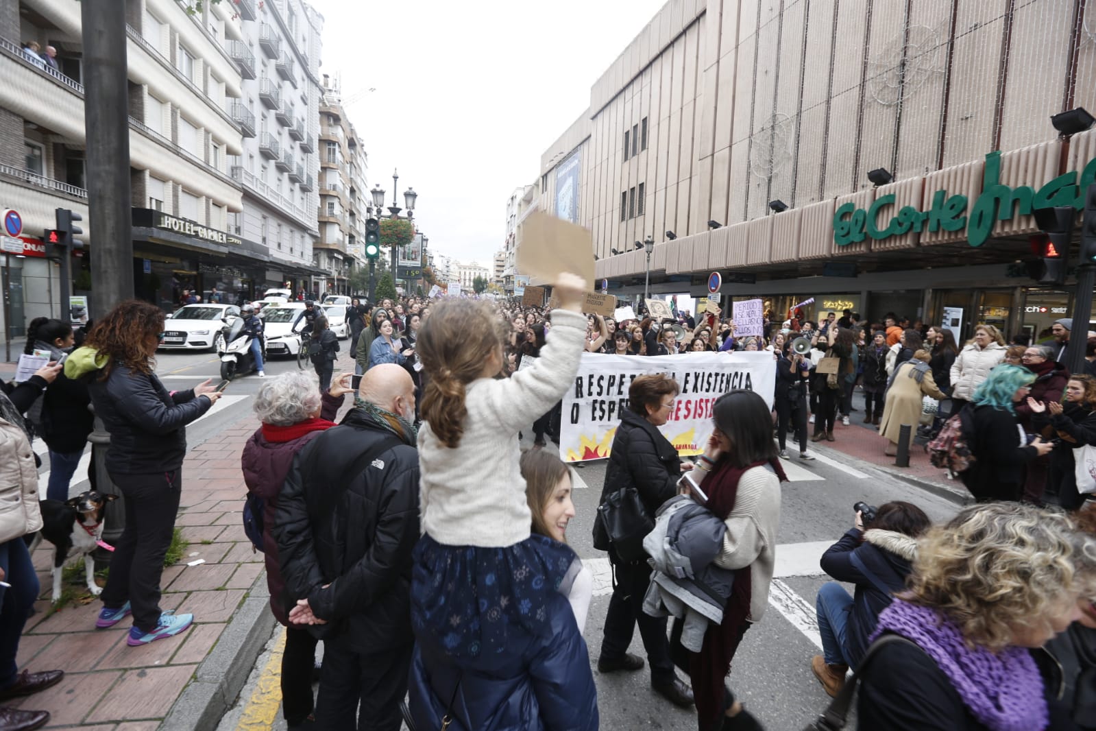 Más de 3.000 personas se manifiestan contra est lacra social