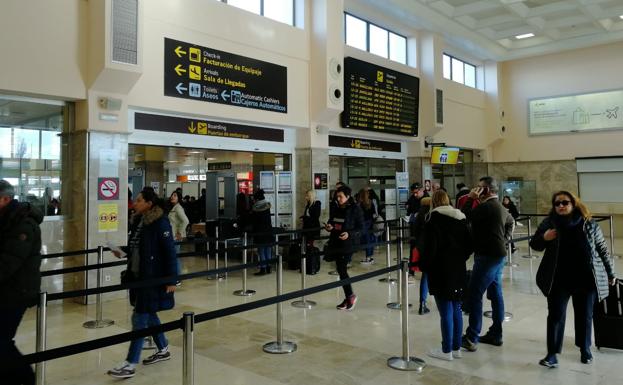 Normalidad en el aeropuerto, este lunes.