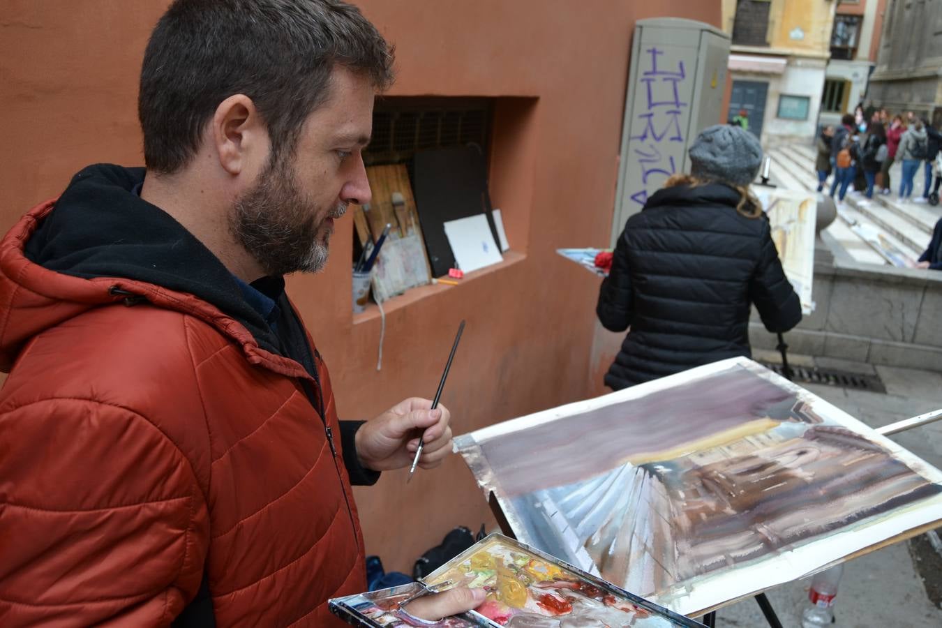 Un centenar de pintores de Andalucía Oriental celebraron el domingo, 25 de noviembre, el Día Mundial de la Acuarela, en el entorno de la Catedral de Granada
