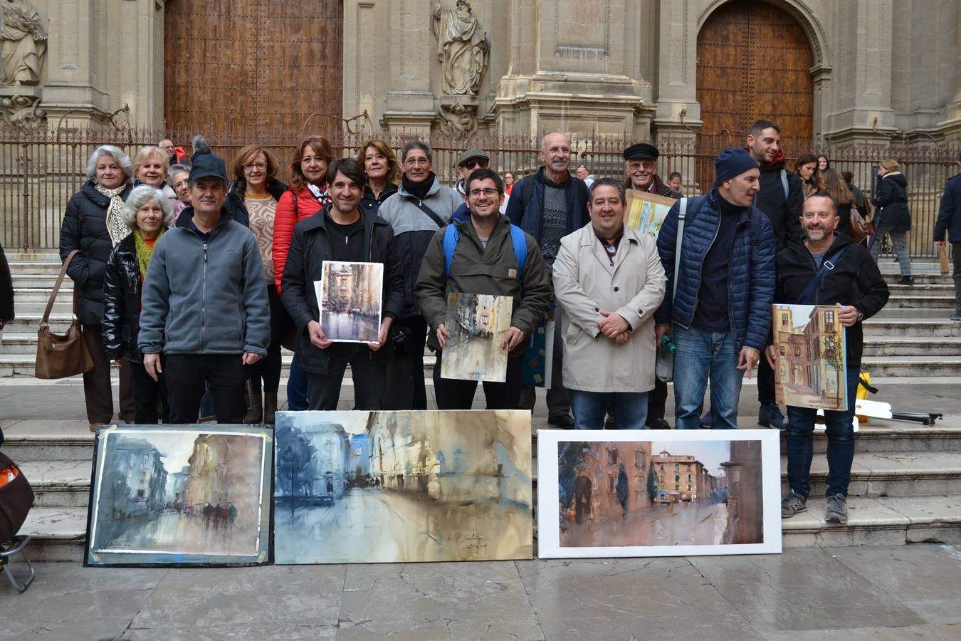 Un centenar de pintores de Andalucía Oriental celebraron el domingo, 25 de noviembre, el Día Mundial de la Acuarela, en el entorno de la Catedral de Granada