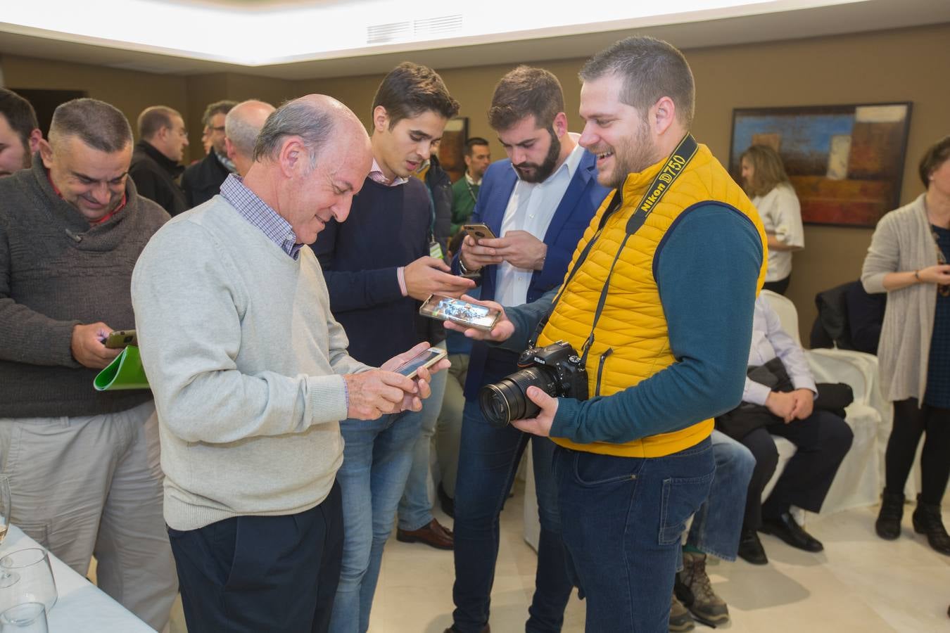 Repaso en instantáneas de una jornada intensa de elecciones en Granada