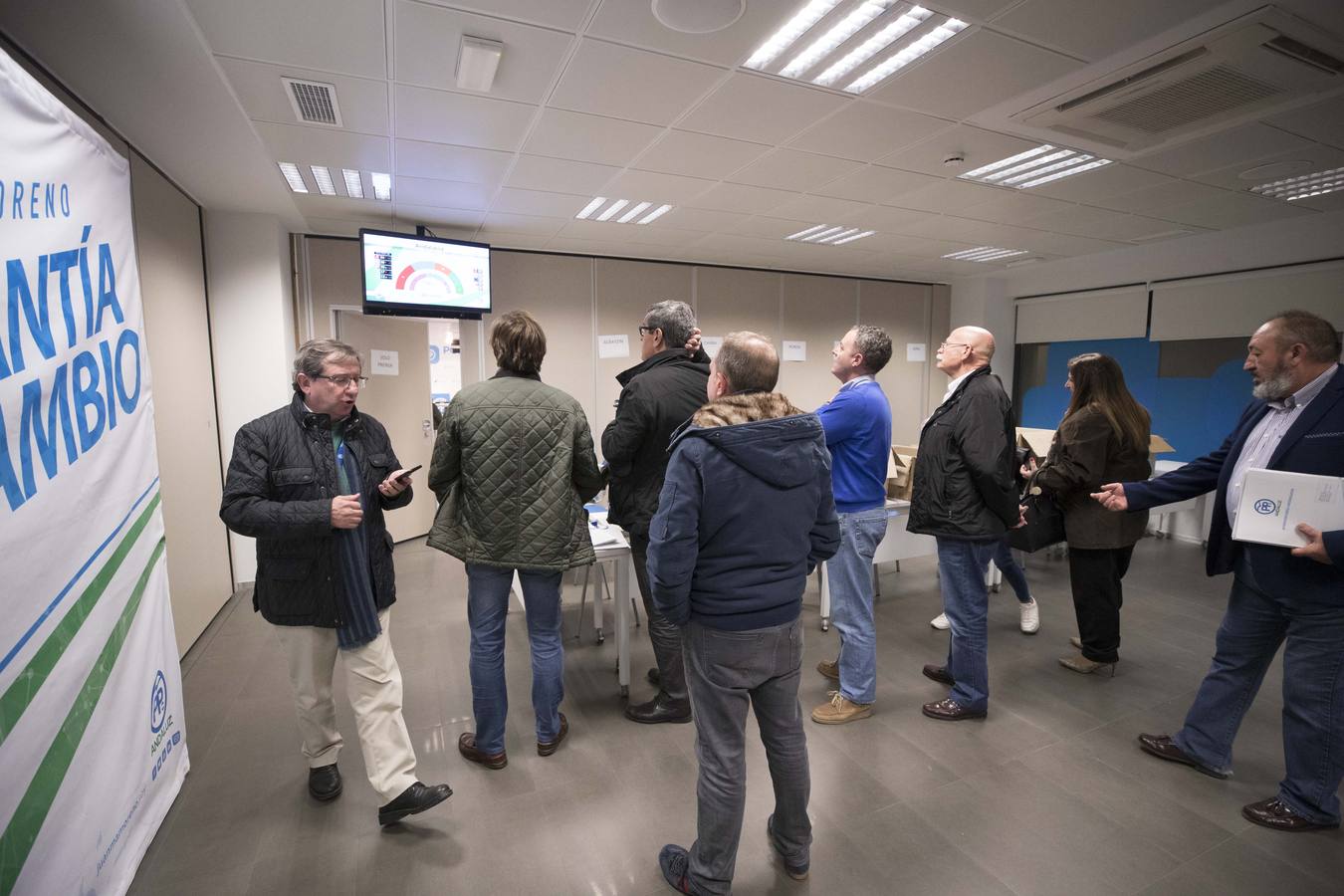 Repaso en instantáneas de una jornada intensa de elecciones en Granada