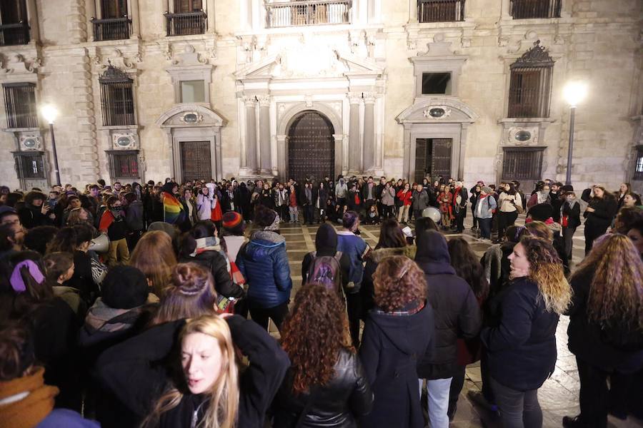 La concentración se convocó tras conocerse que el Tribunal Superior de Justicia de Navarra ratificaba la sentencia por abuso sexual