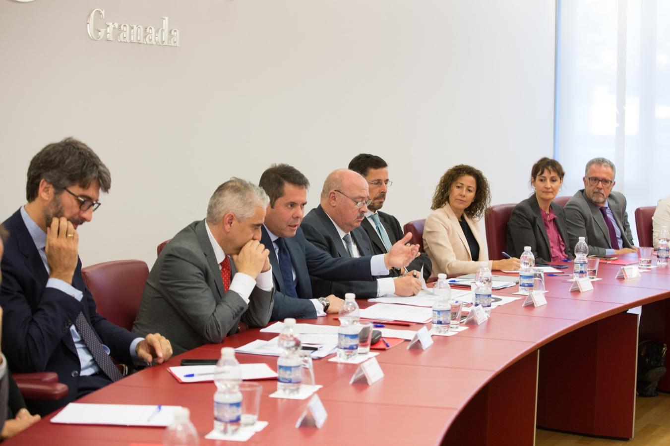 La Cámara de Comercio ha presentado este martes las conclusiones del foro de trabajo Directores Financieros Marco Emprendimiento y ha destacado que existen en la provincia «grandes empresas, especialmente en el sector de la tecnología y la biotecnología»