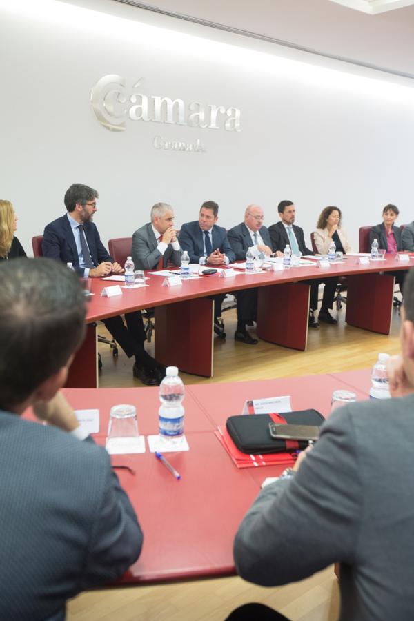 La Cámara de Comercio ha presentado este martes las conclusiones del foro de trabajo Directores Financieros Marco Emprendimiento y ha destacado que existen en la provincia «grandes empresas, especialmente en el sector de la tecnología y la biotecnología»