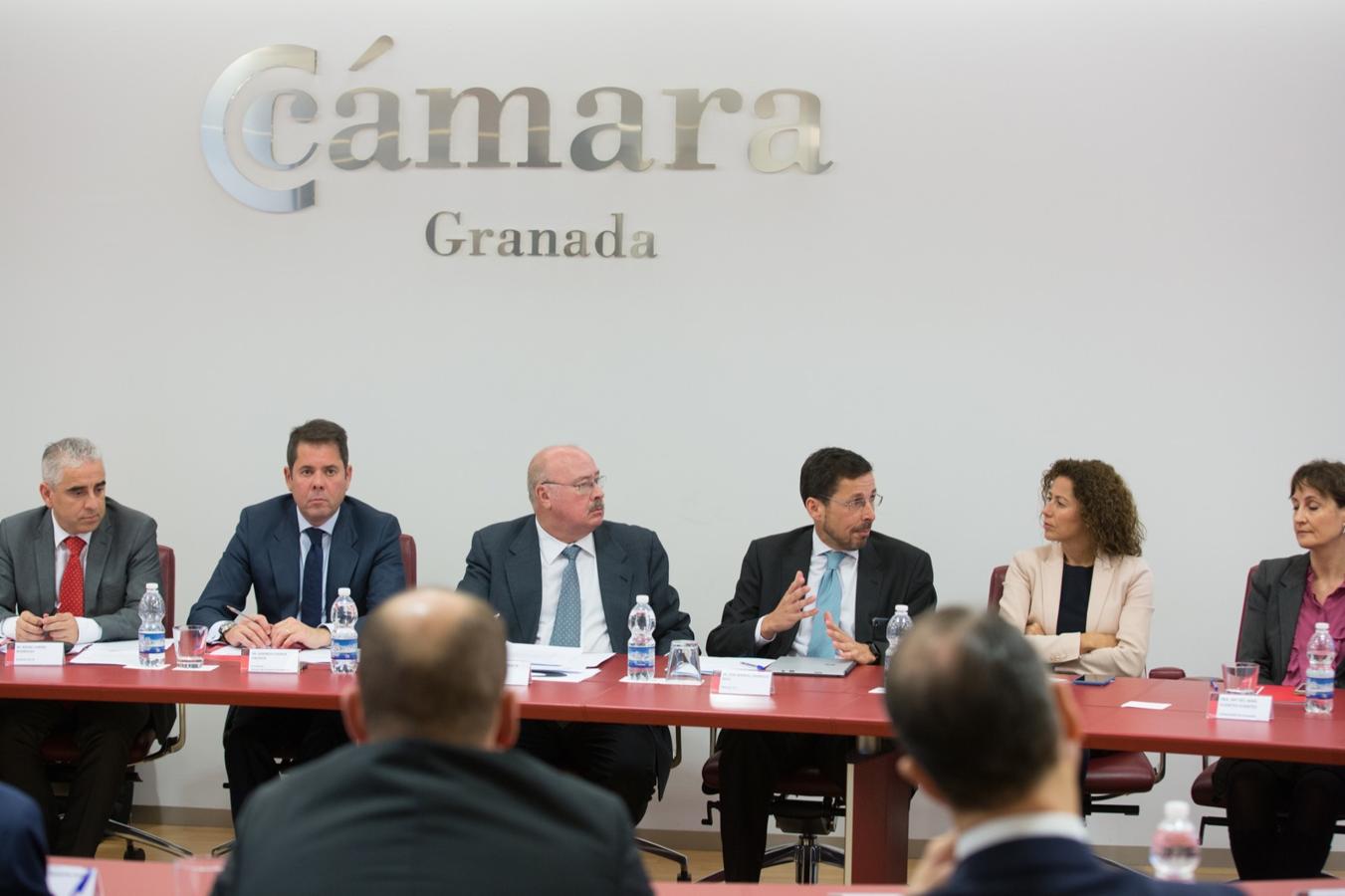 La Cámara de Comercio ha presentado este martes las conclusiones del foro de trabajo Directores Financieros Marco Emprendimiento y ha destacado que existen en la provincia «grandes empresas, especialmente en el sector de la tecnología y la biotecnología»