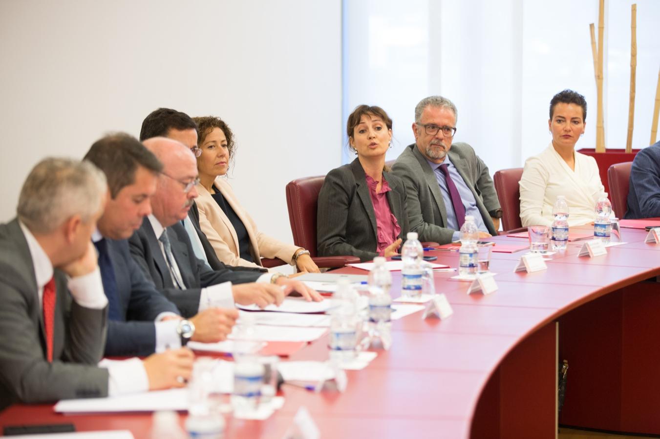 La Cámara de Comercio ha presentado este martes las conclusiones del foro de trabajo Directores Financieros Marco Emprendimiento y ha destacado que existen en la provincia «grandes empresas, especialmente en el sector de la tecnología y la biotecnología»