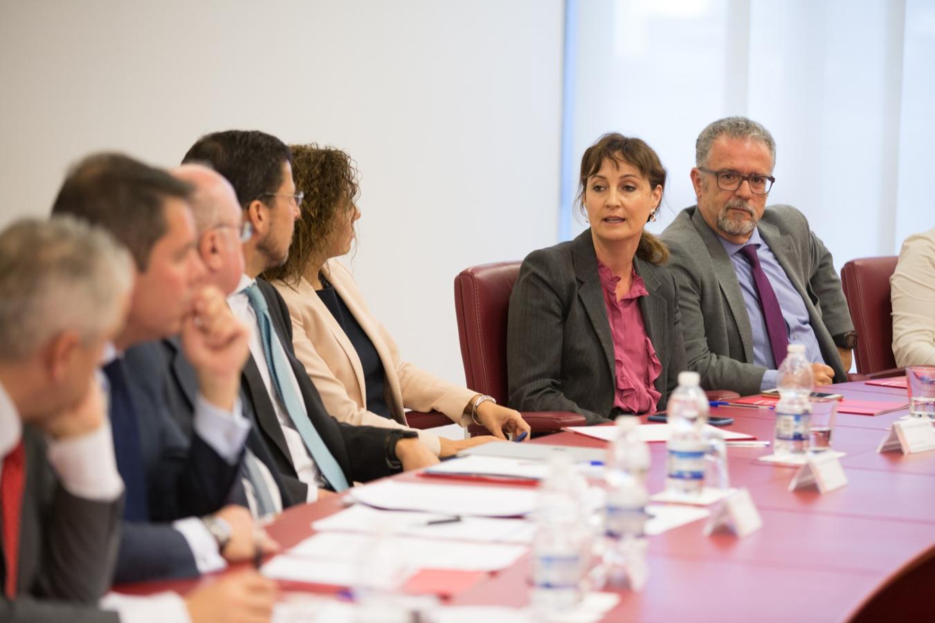 La Cámara de Comercio ha presentado este martes las conclusiones del foro de trabajo Directores Financieros Marco Emprendimiento y ha destacado que existen en la provincia «grandes empresas, especialmente en el sector de la tecnología y la biotecnología»