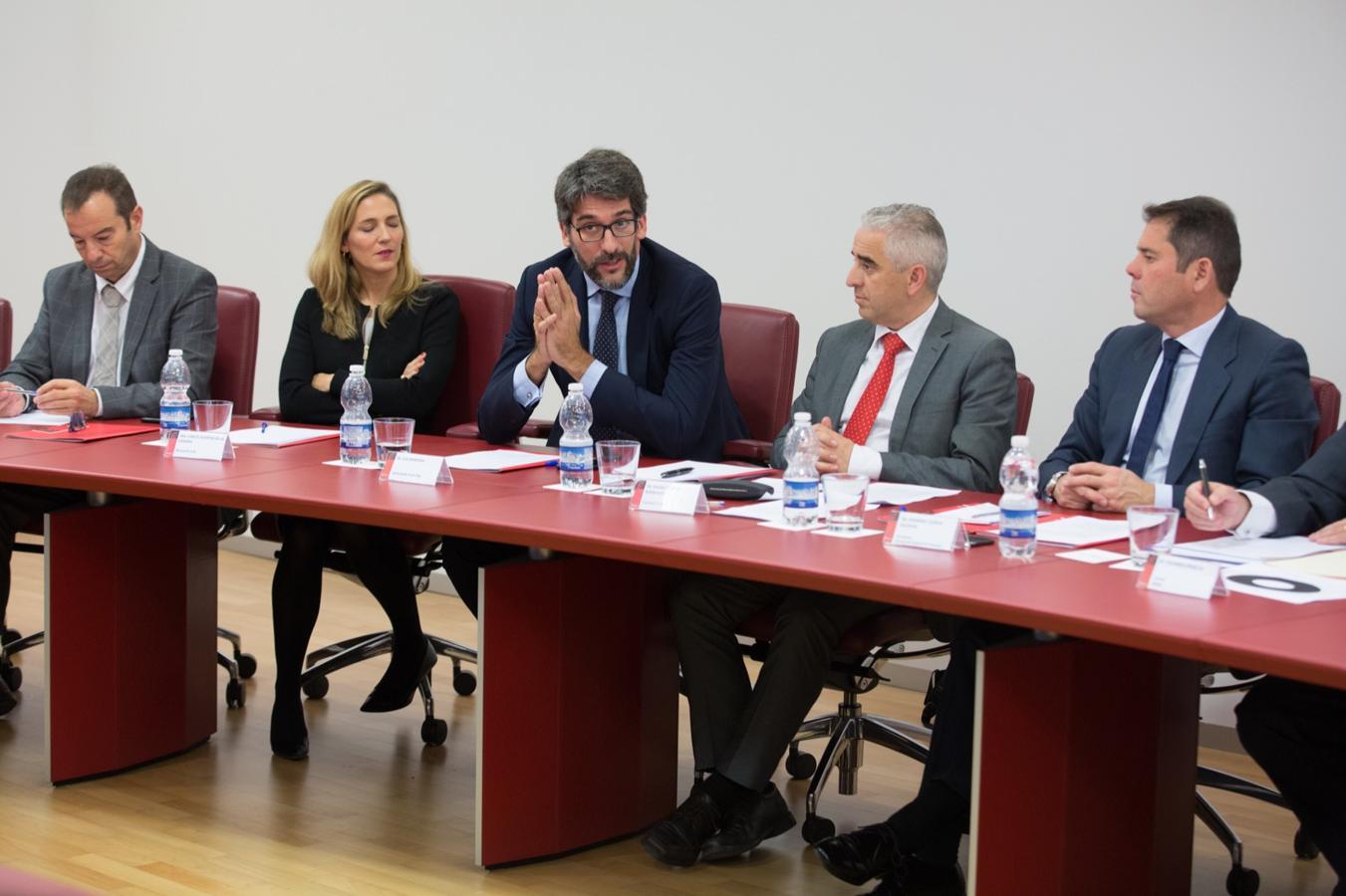 La Cámara de Comercio ha presentado este martes las conclusiones del foro de trabajo Directores Financieros Marco Emprendimiento y ha destacado que existen en la provincia «grandes empresas, especialmente en el sector de la tecnología y la biotecnología»