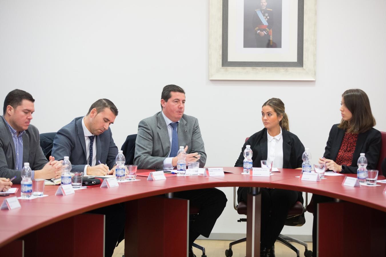 La Cámara de Comercio ha presentado este martes las conclusiones del foro de trabajo Directores Financieros Marco Emprendimiento y ha destacado que existen en la provincia «grandes empresas, especialmente en el sector de la tecnología y la biotecnología»