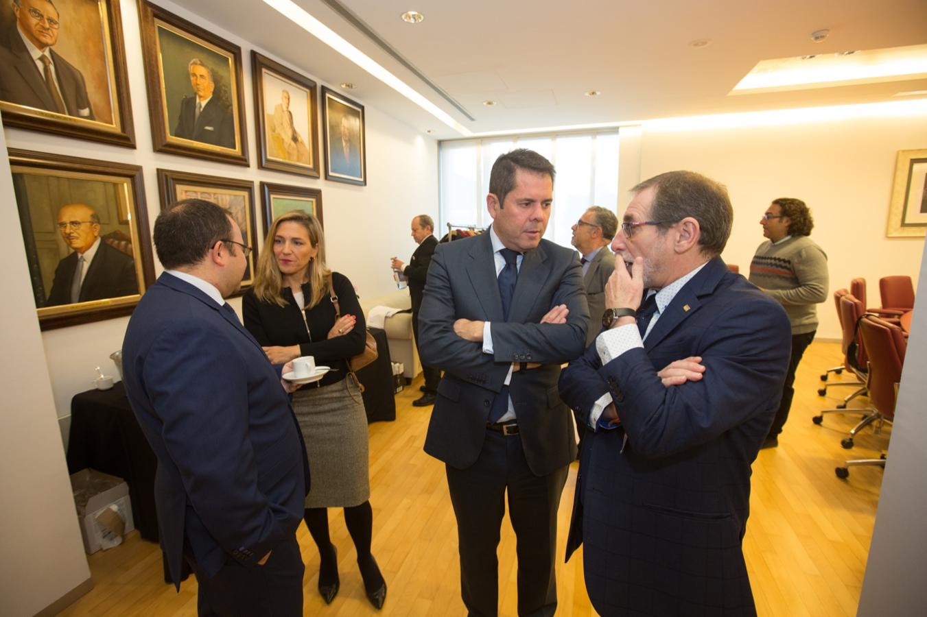 La Cámara de Comercio ha presentado este martes las conclusiones del foro de trabajo Directores Financieros Marco Emprendimiento y ha destacado que existen en la provincia «grandes empresas, especialmente en el sector de la tecnología y la biotecnología»