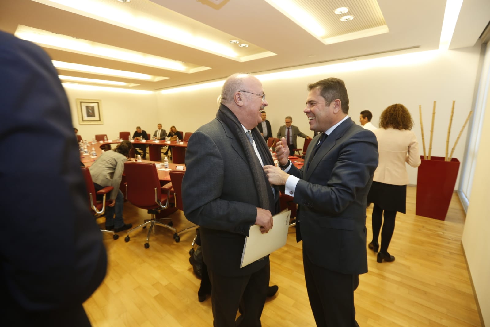 La Cámara de Comercio ha presentado este martes las conclusiones del foro de trabajo Directores Financieros Marco Emprendimiento y ha destacado que existen en la provincia «grandes empresas, especialmente en el sector de la tecnología y la biotecnología»