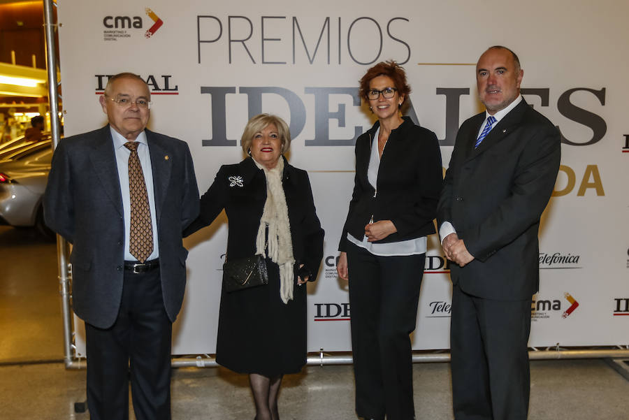 Personas de diferentes ámbitos de la sociedad granadina estuvieron en el Parque de las Ciencias para asistir al evento