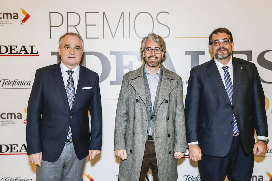 Personas de diferentes ámbitos de la sociedad granadina estuvieron en el Parque de las Ciencias para asistir al evento