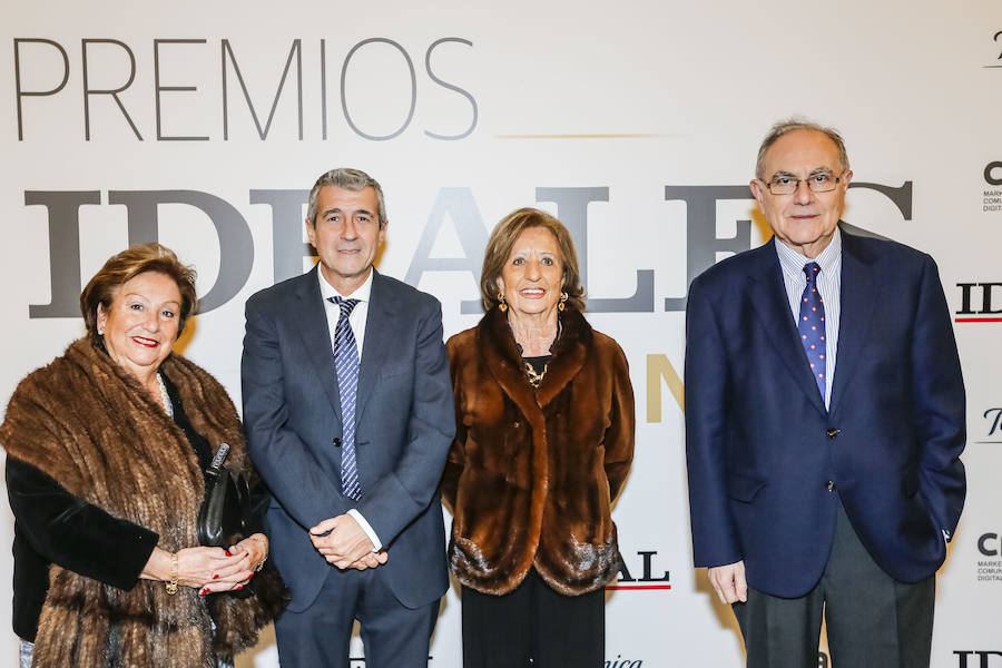 Personas de diferentes ámbitos de la sociedad granadina estuvieron en el Parque de las Ciencias para asistir al evento