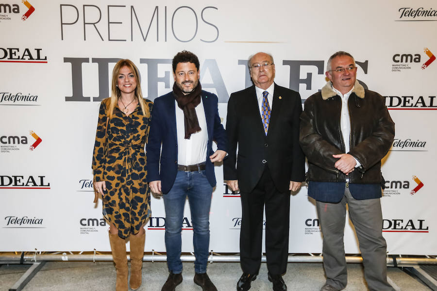 Personas de diferentes ámbitos de la sociedad granadina estuvieron en el Parque de las Ciencias para asistir al evento