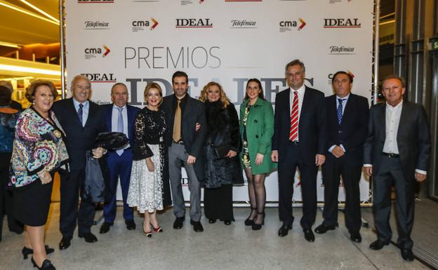 Imagen. Los invitados a la ceremonia primero pasaron por el photocall. 