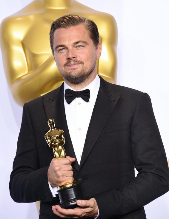 DiCaprio tendrá que devolver un Oscar