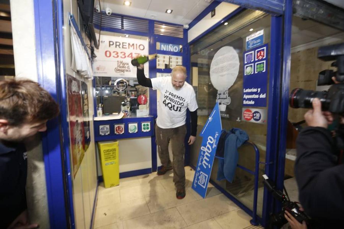 El primer premio se ha vendido en calle Ganivet, de la capital